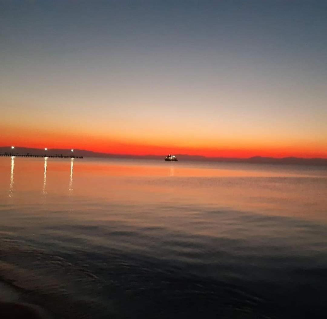 Appartamento Sun Sea No 2 Peraía Esterno foto